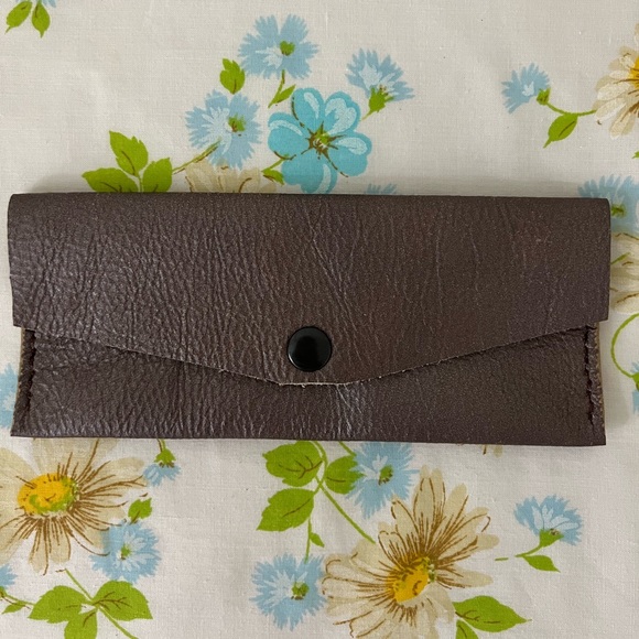 Handmade Genuine Leather Wallet - Picture 3 of 5